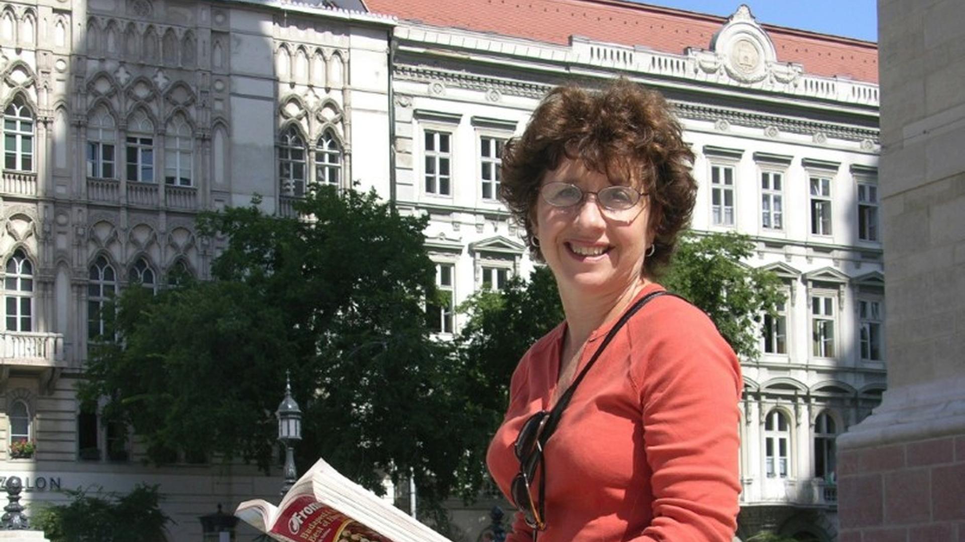 Ebru Sözer